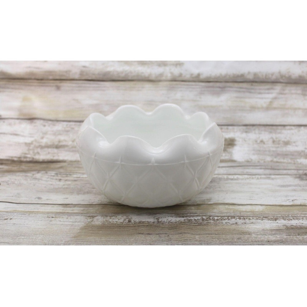 Vintage White Milk‎ Glass Bowl, Quilted Diamond Pattern With Ruffled Rim